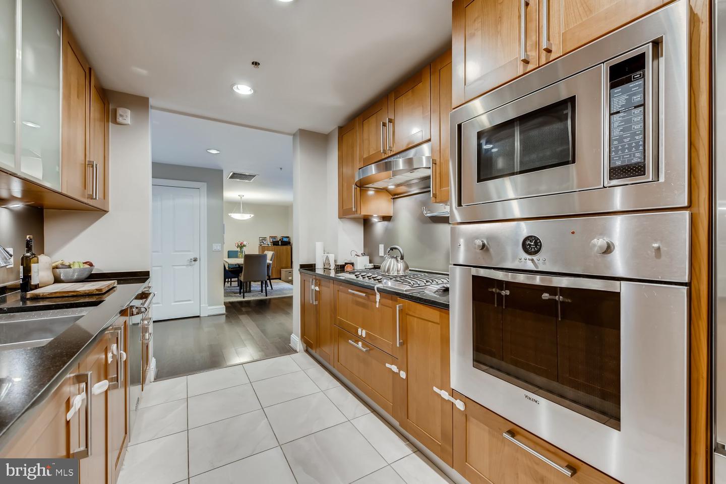 801 KEY HWY #470