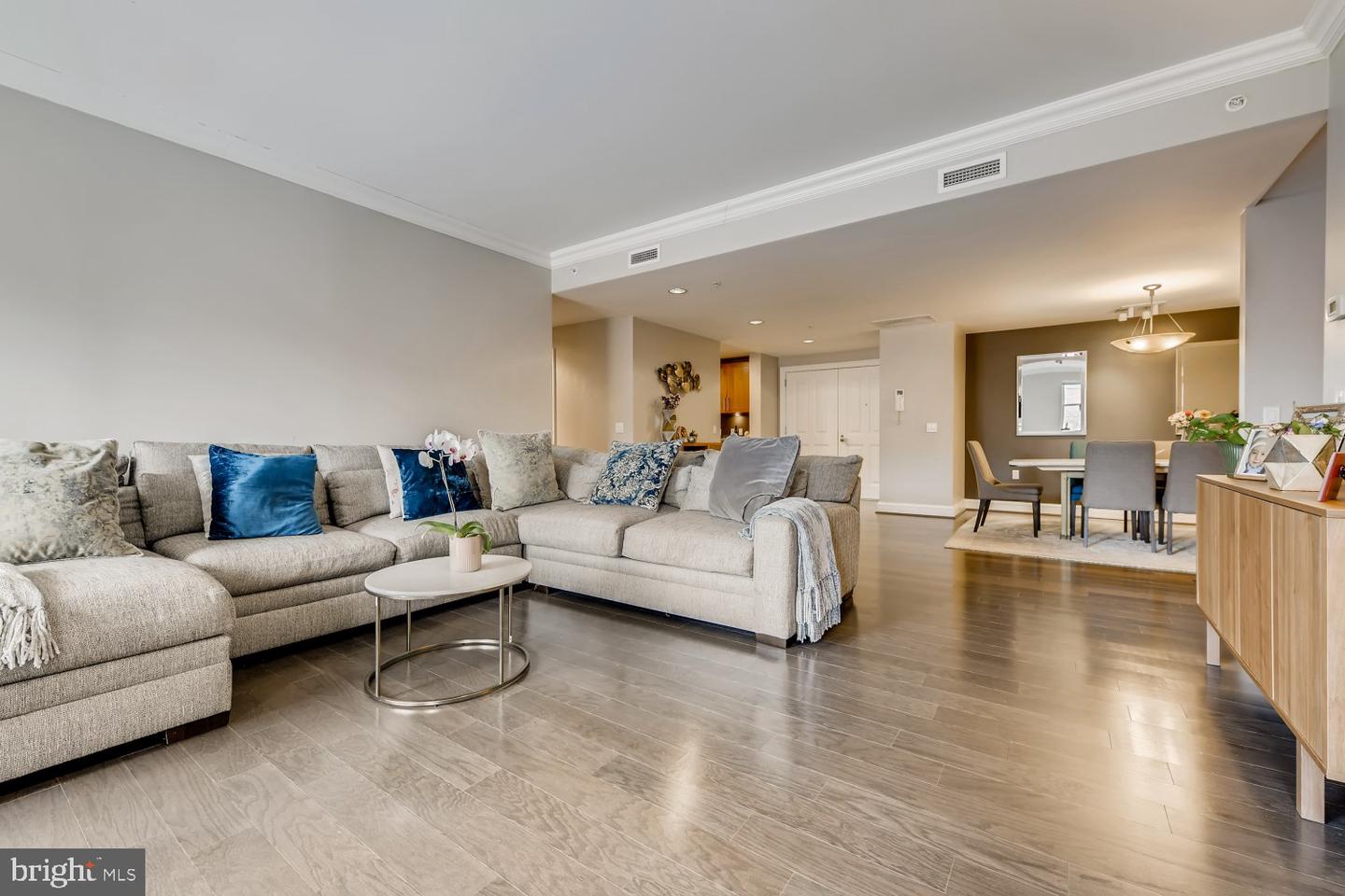 801 KEY HWY #470