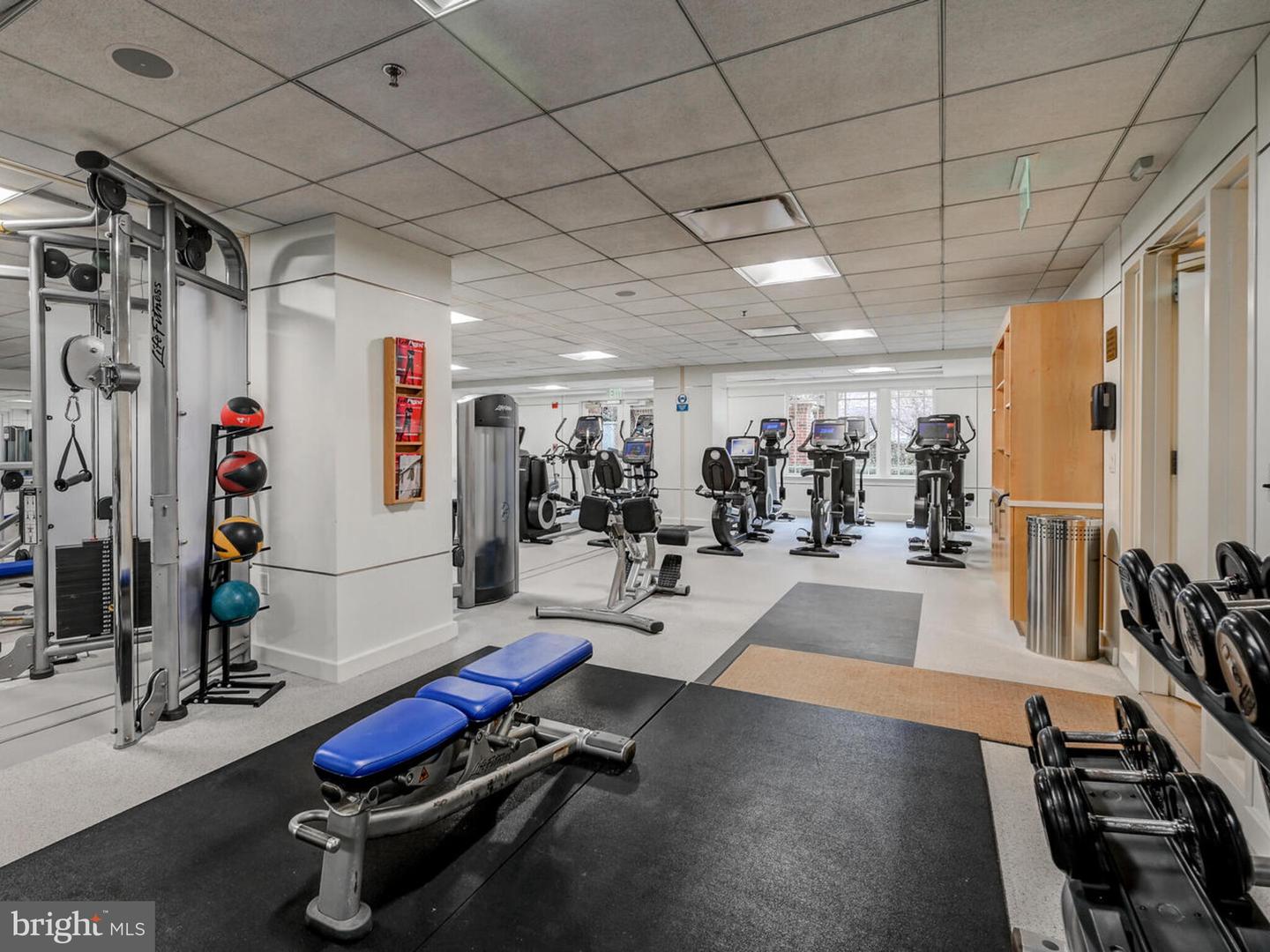 801 KEY HWY #470