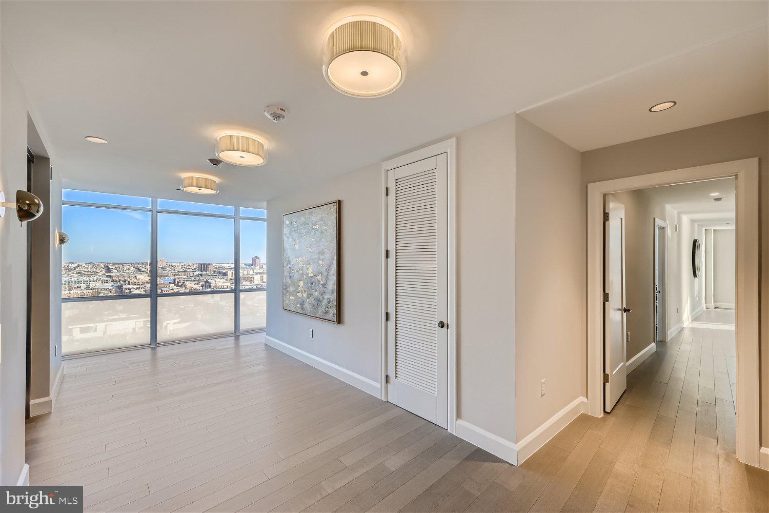 1330 LANCASTER STREET C1401