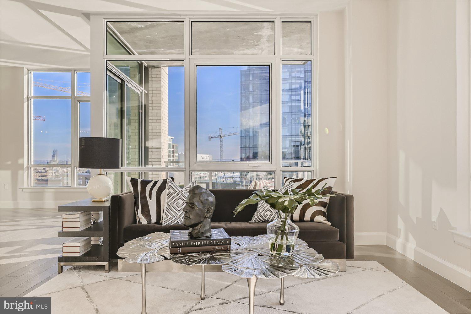 1330 LANCASTER STREET C1401