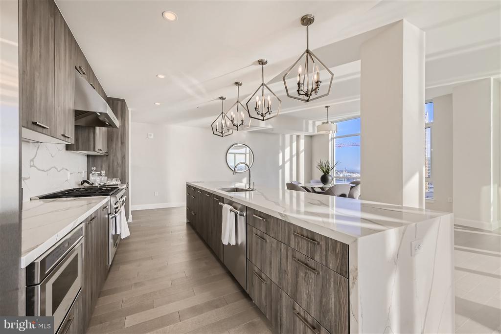1330 LANCASTER STREET C1401
