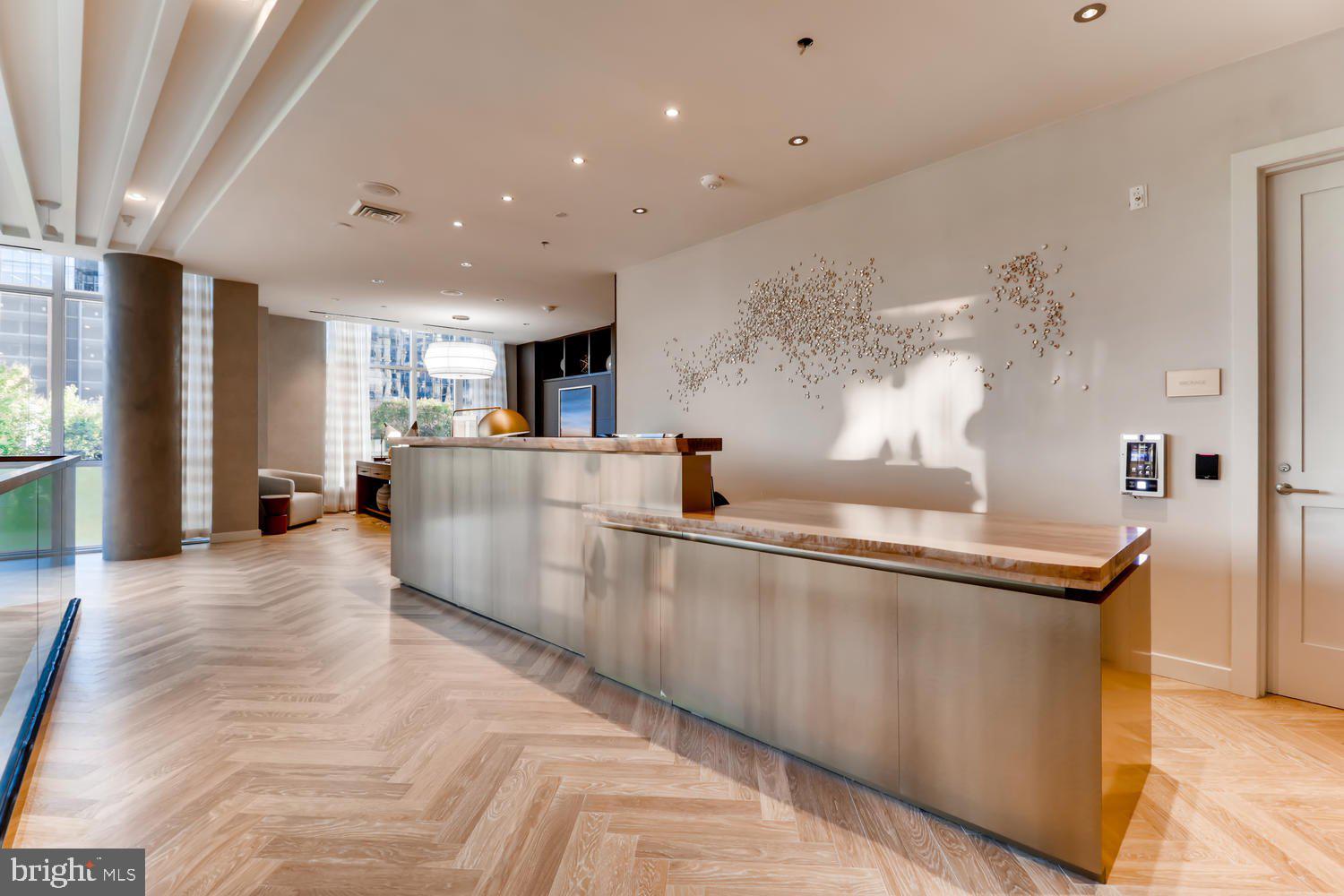 1330 LANCASTER STREET C1401