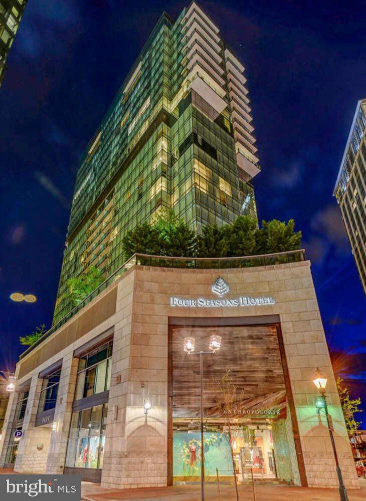 300 INTERNATIONAL DRIVE 2107