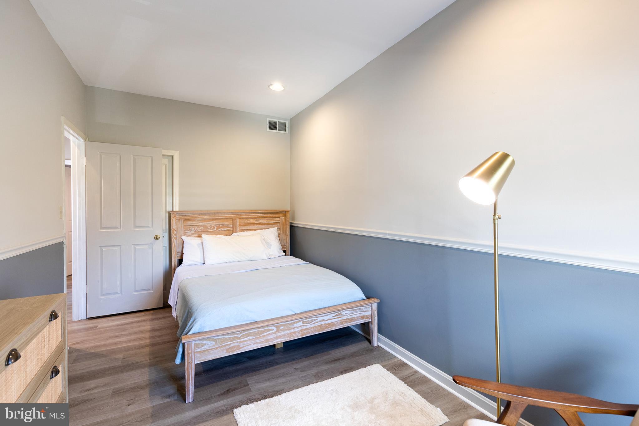 447 E GITTINGS STREET E