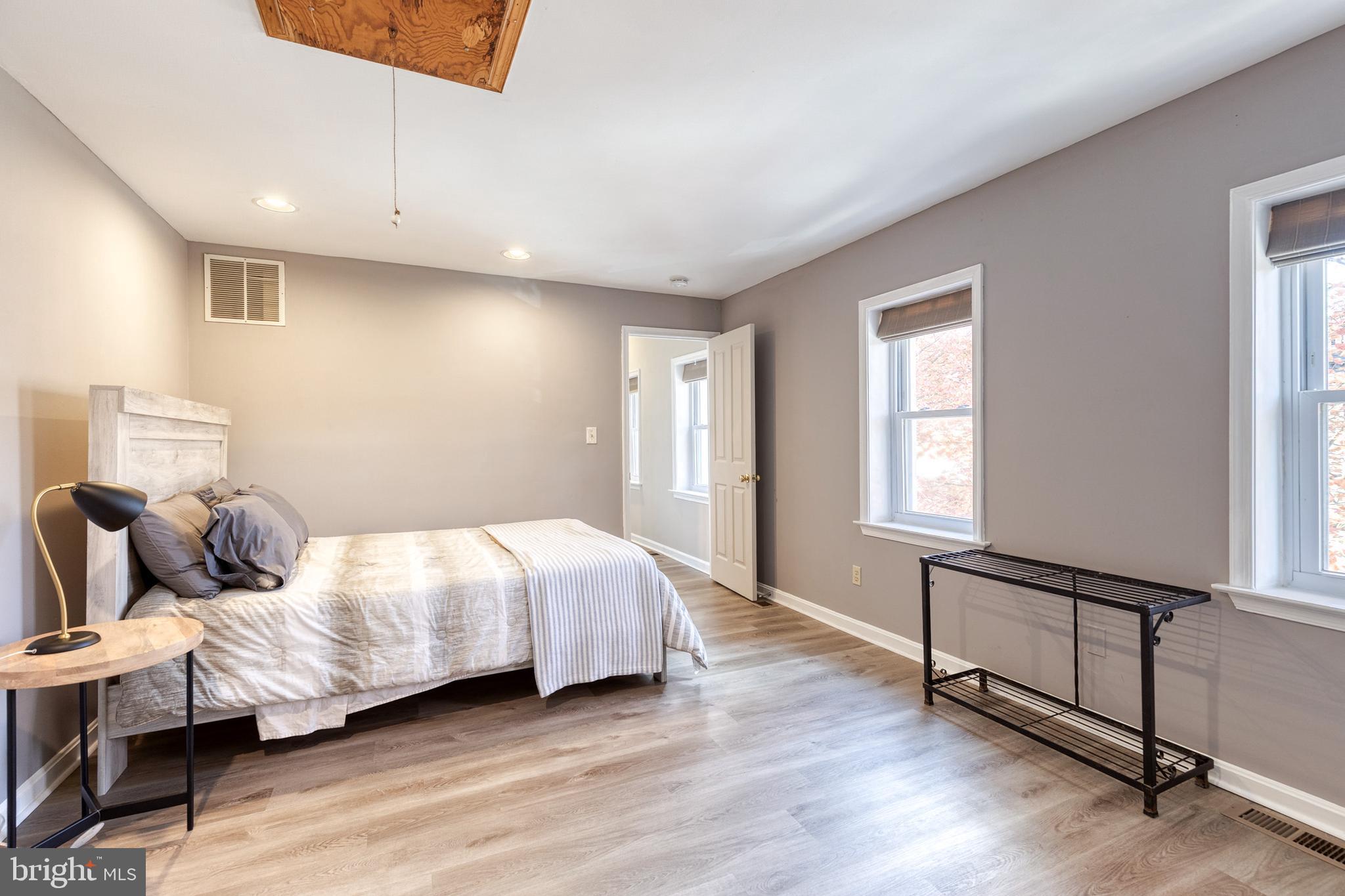 447 E GITTINGS STREET E