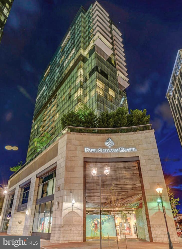 300 INTERNATIONAL DRIVE 2106