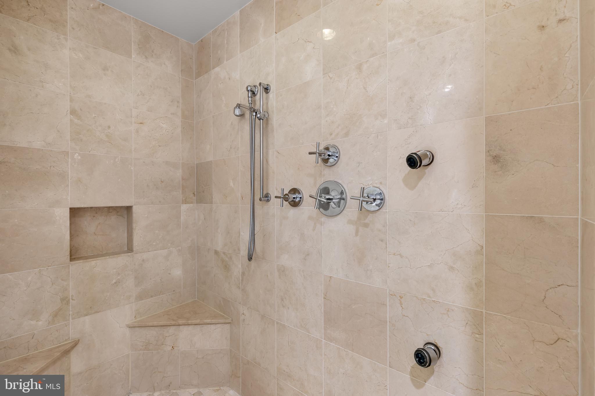 801 KEY HIGHWAY T-65