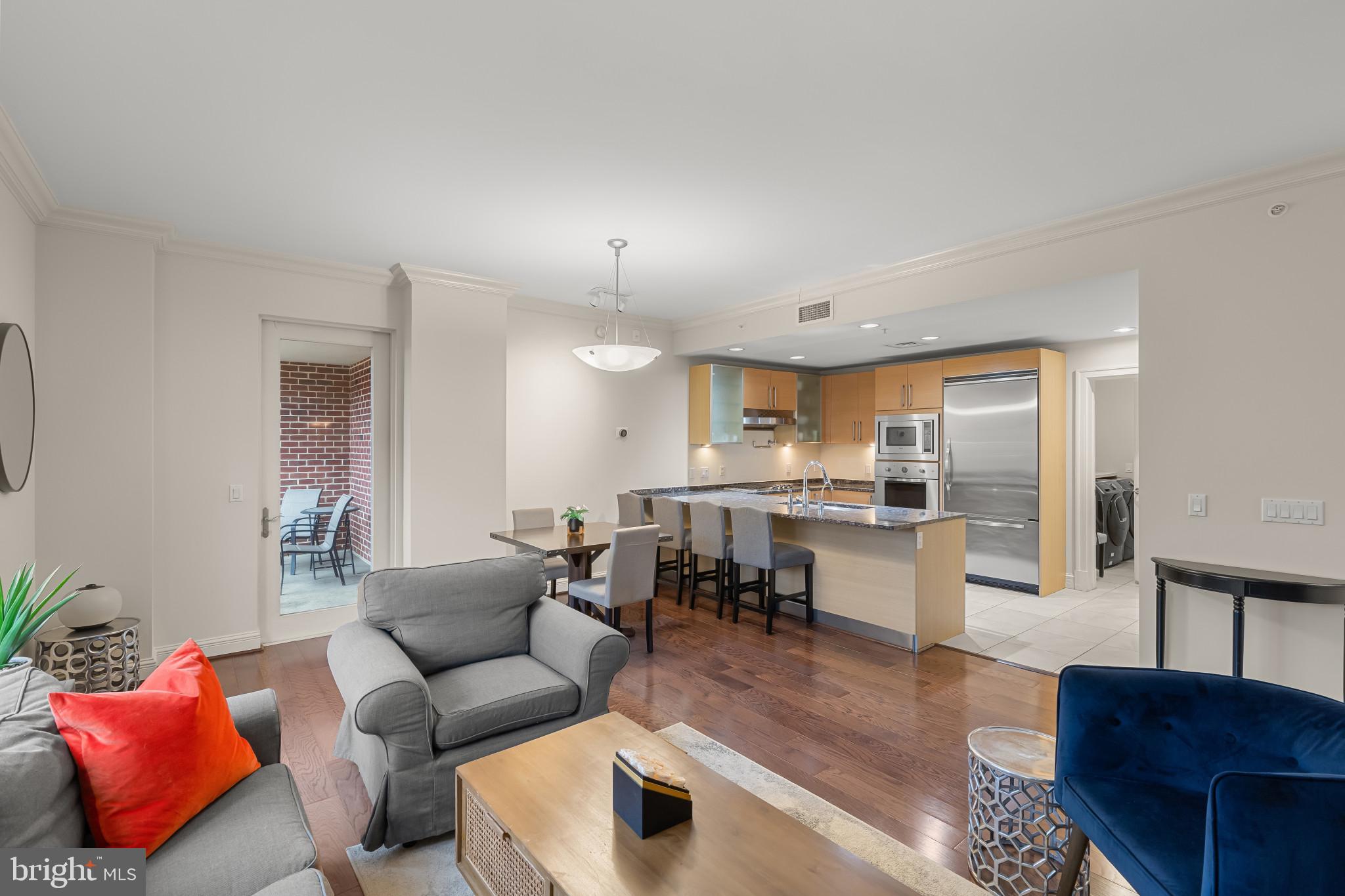 801 KEY HIGHWAY T-65