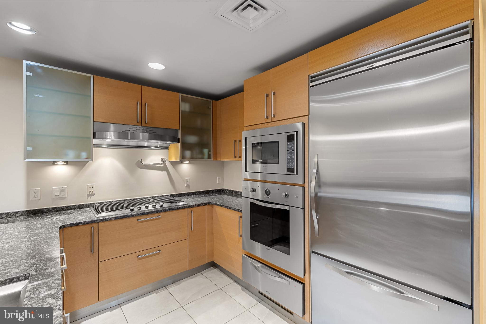 801 KEY HIGHWAY T-65