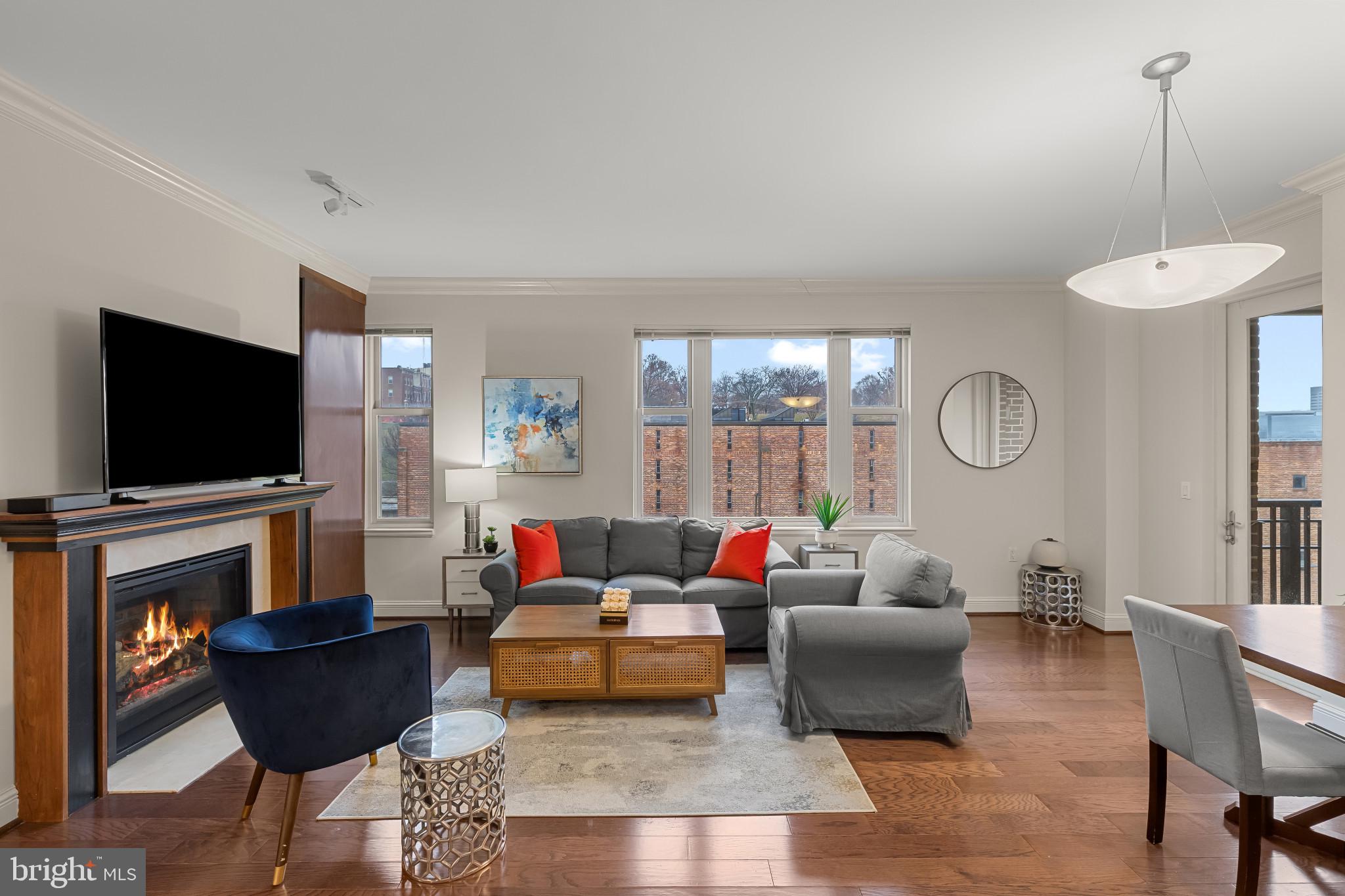 801 KEY HIGHWAY T-65