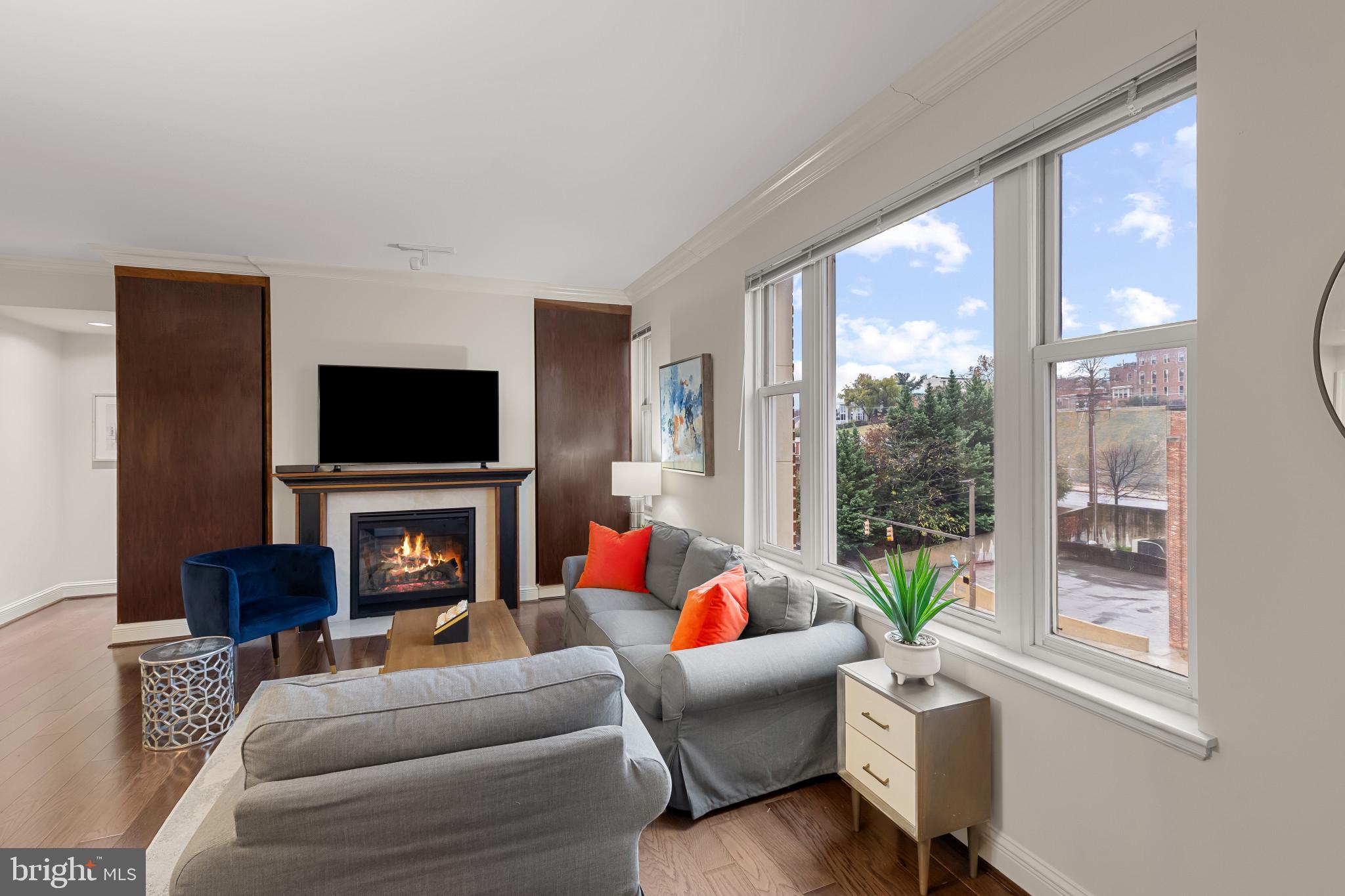 801 KEY HIGHWAY T-65