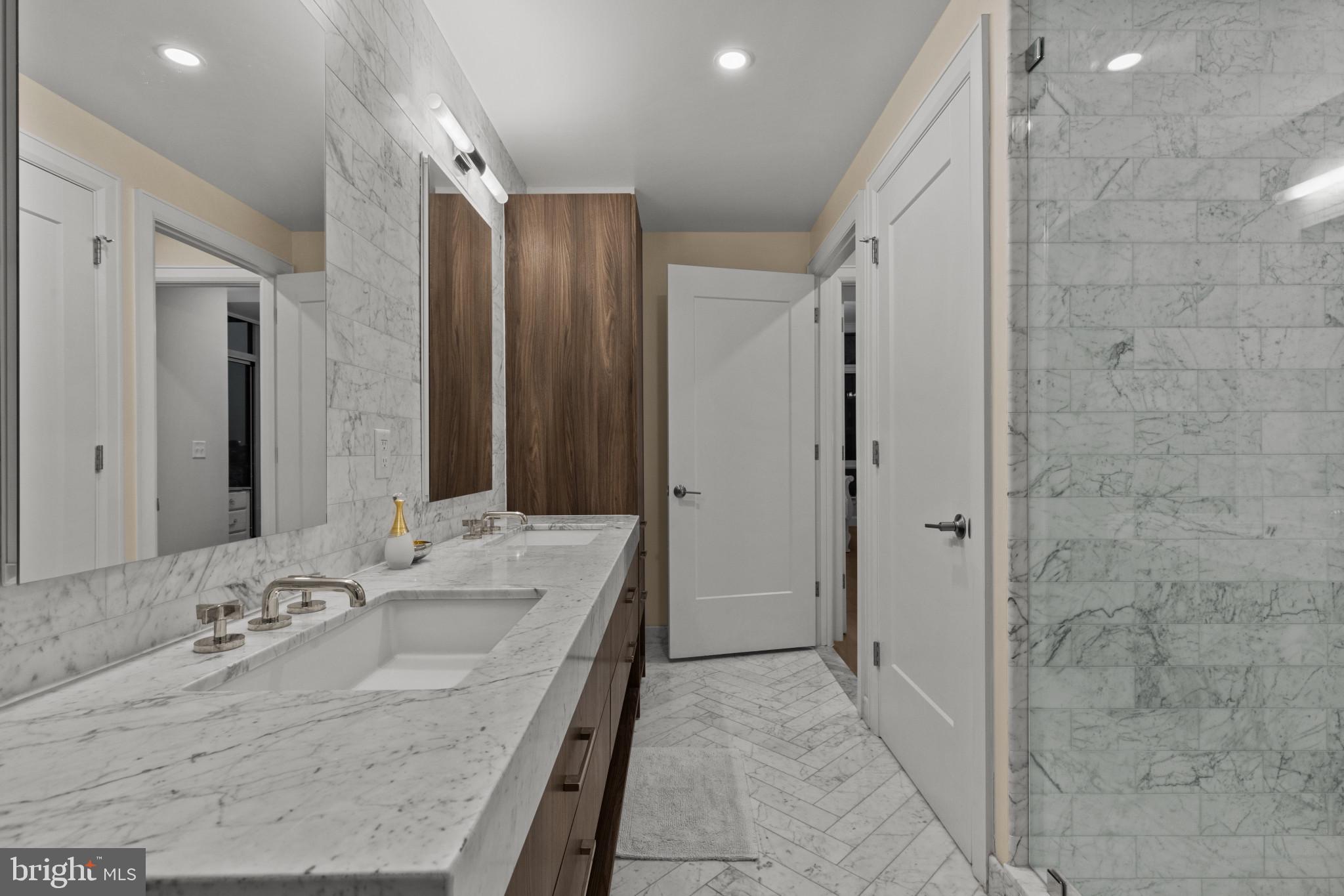 1330 LANCASTER STREET C403