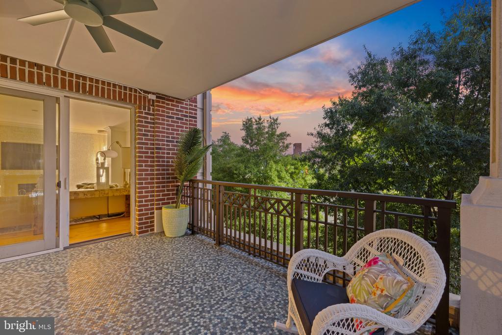 801 KEY HIGHWAY Unit: 336