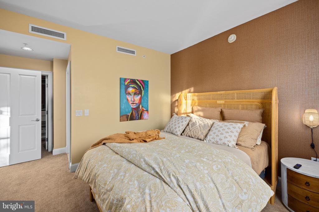 801 KEY HIGHWAY Unit: 336