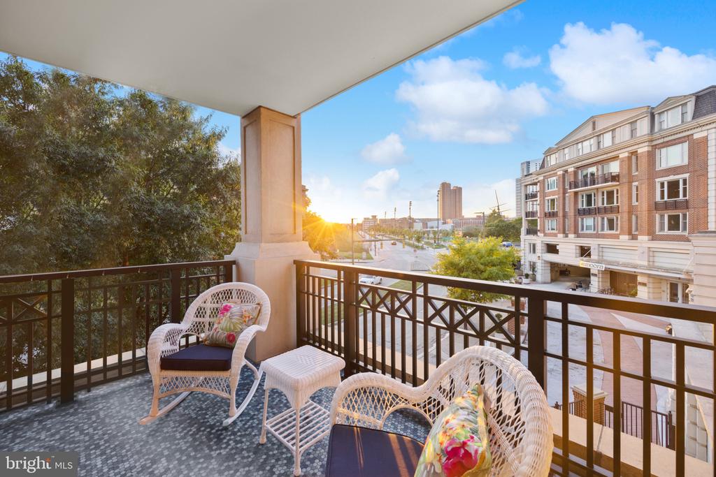 801 KEY HIGHWAY Unit: 336