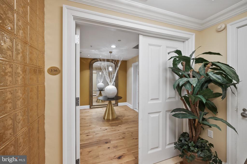 801 KEY HIGHWAY Unit: 336