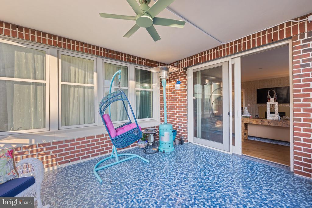 801 KEY HIGHWAY Unit: 336