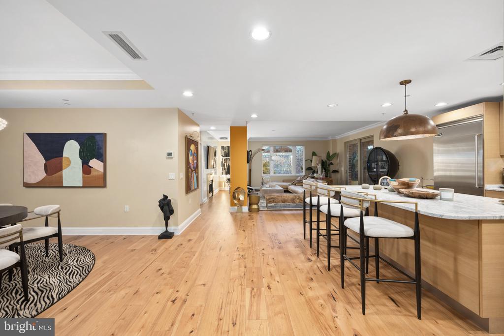 801 KEY HIGHWAY Unit: 336