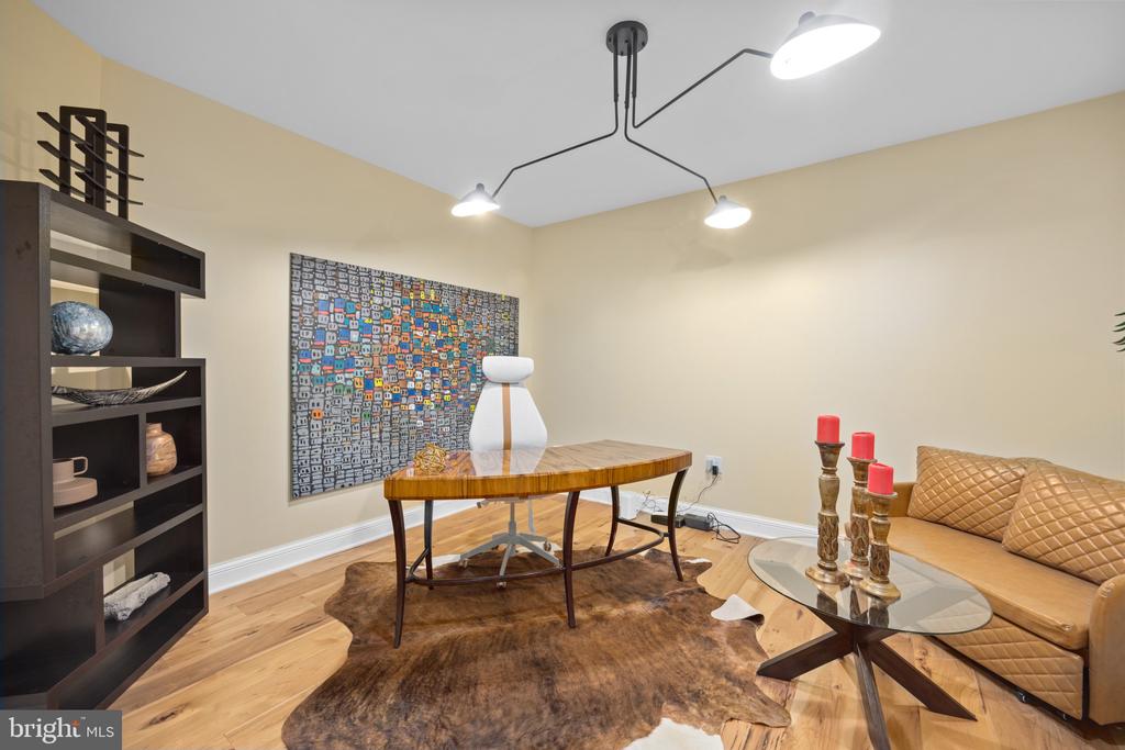 801 KEY HIGHWAY Unit: 336