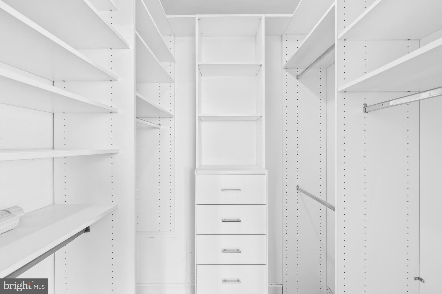 100 HARBORVIEW DRIVE 2108