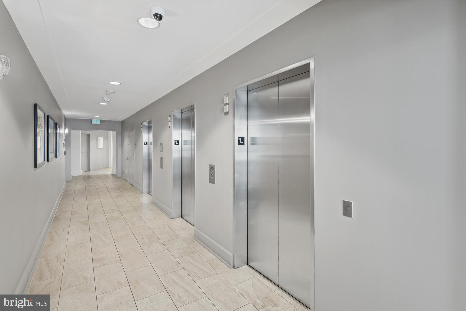 100 HARBORVIEW DRIVE 2108