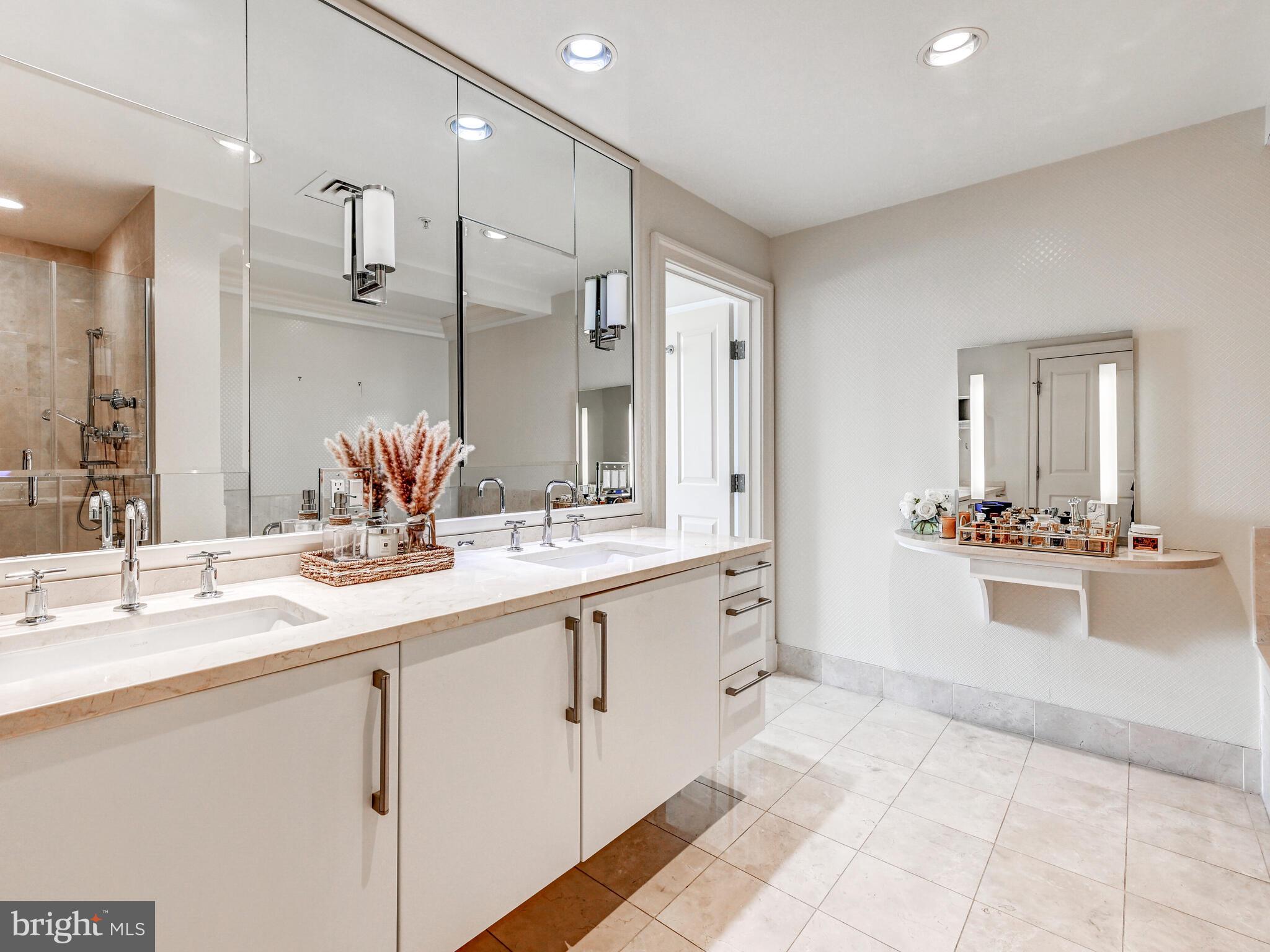 801 KEY HIGHWAY T-13