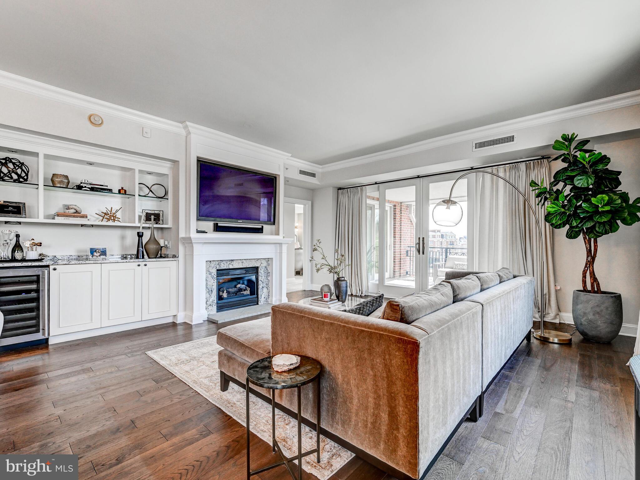 801 KEY HIGHWAY T-13