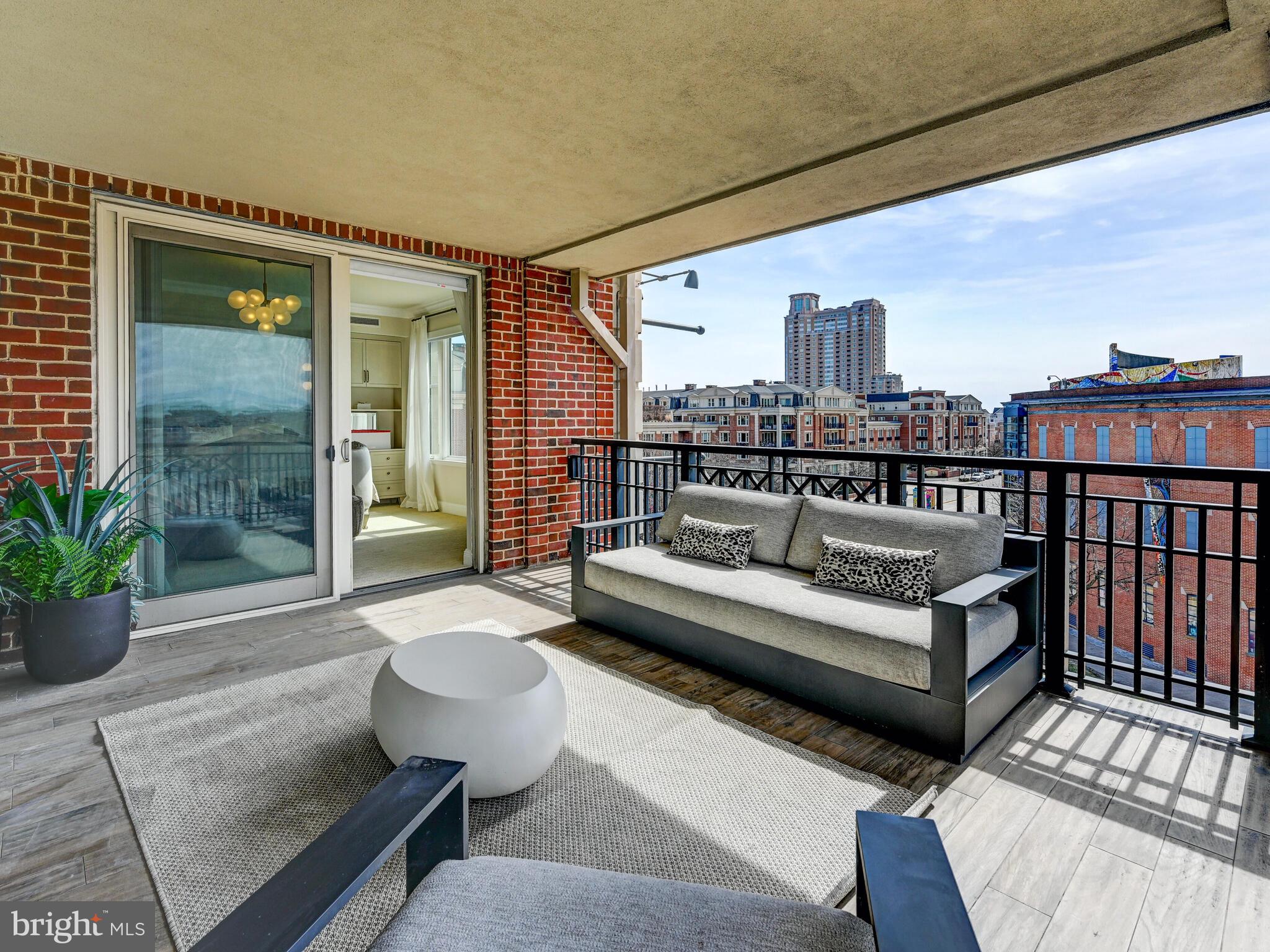 801 KEY HIGHWAY T-13