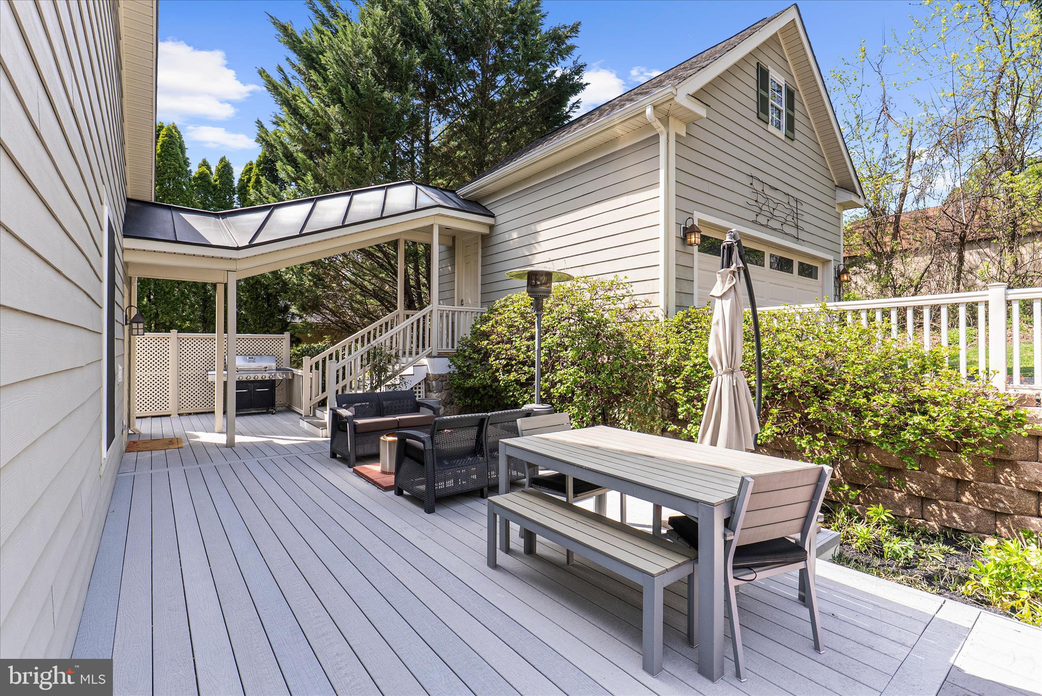 1102 WASHINGTONVILLE DRIVE