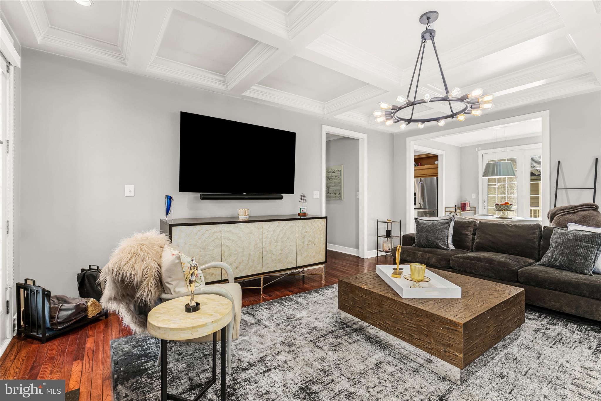 1102 WASHINGTONVILLE DRIVE