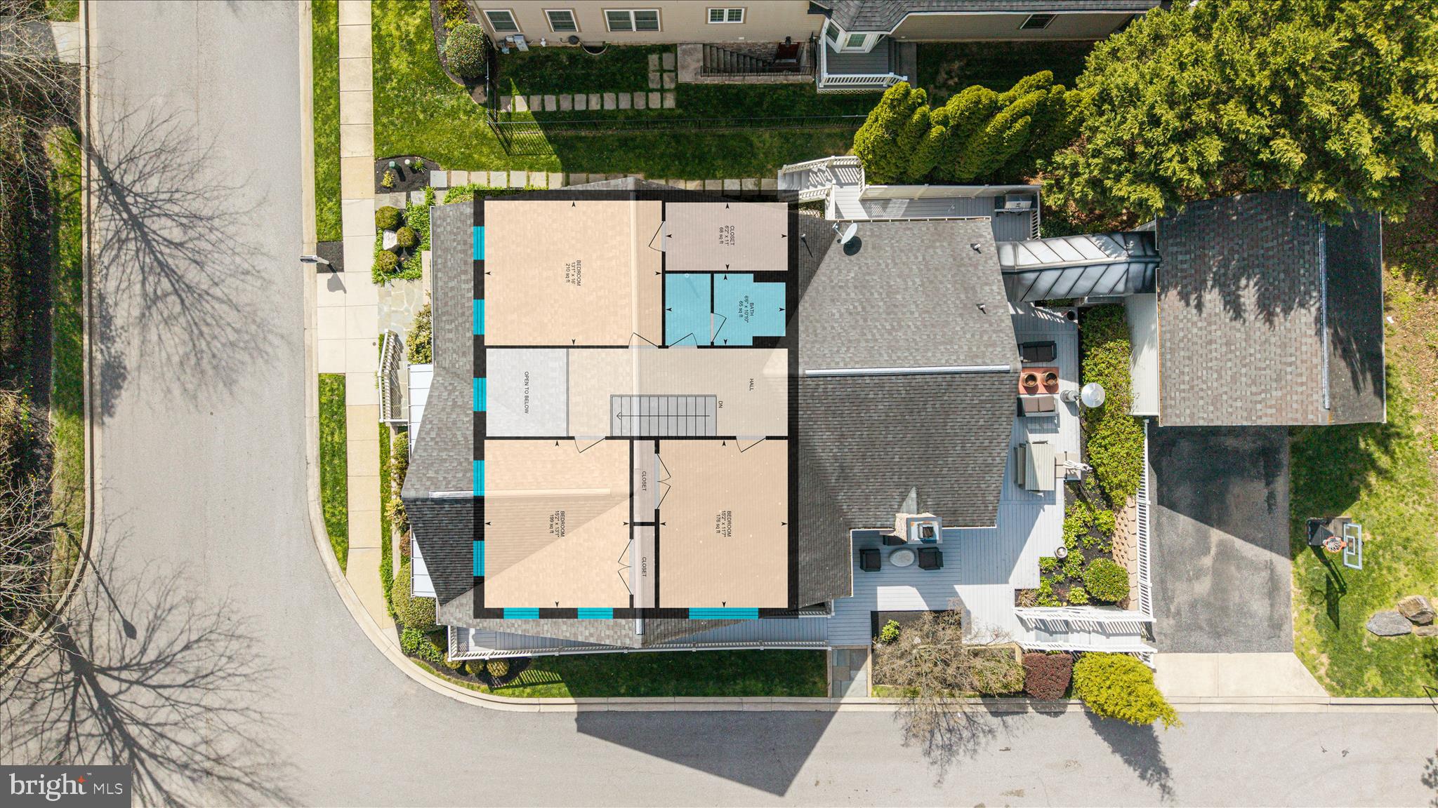 1102 WASHINGTONVILLE DRIVE