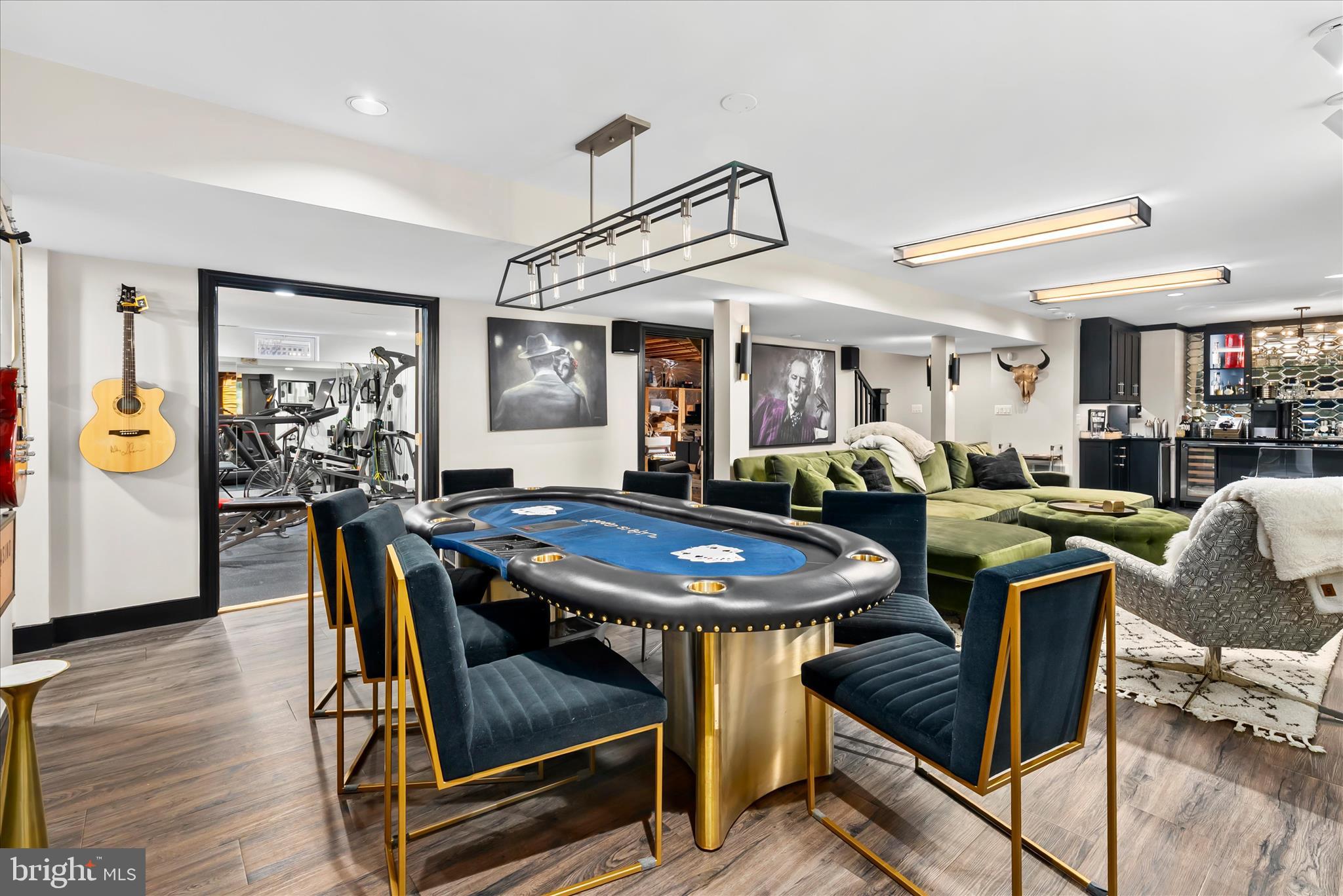 1102 WASHINGTONVILLE DRIVE