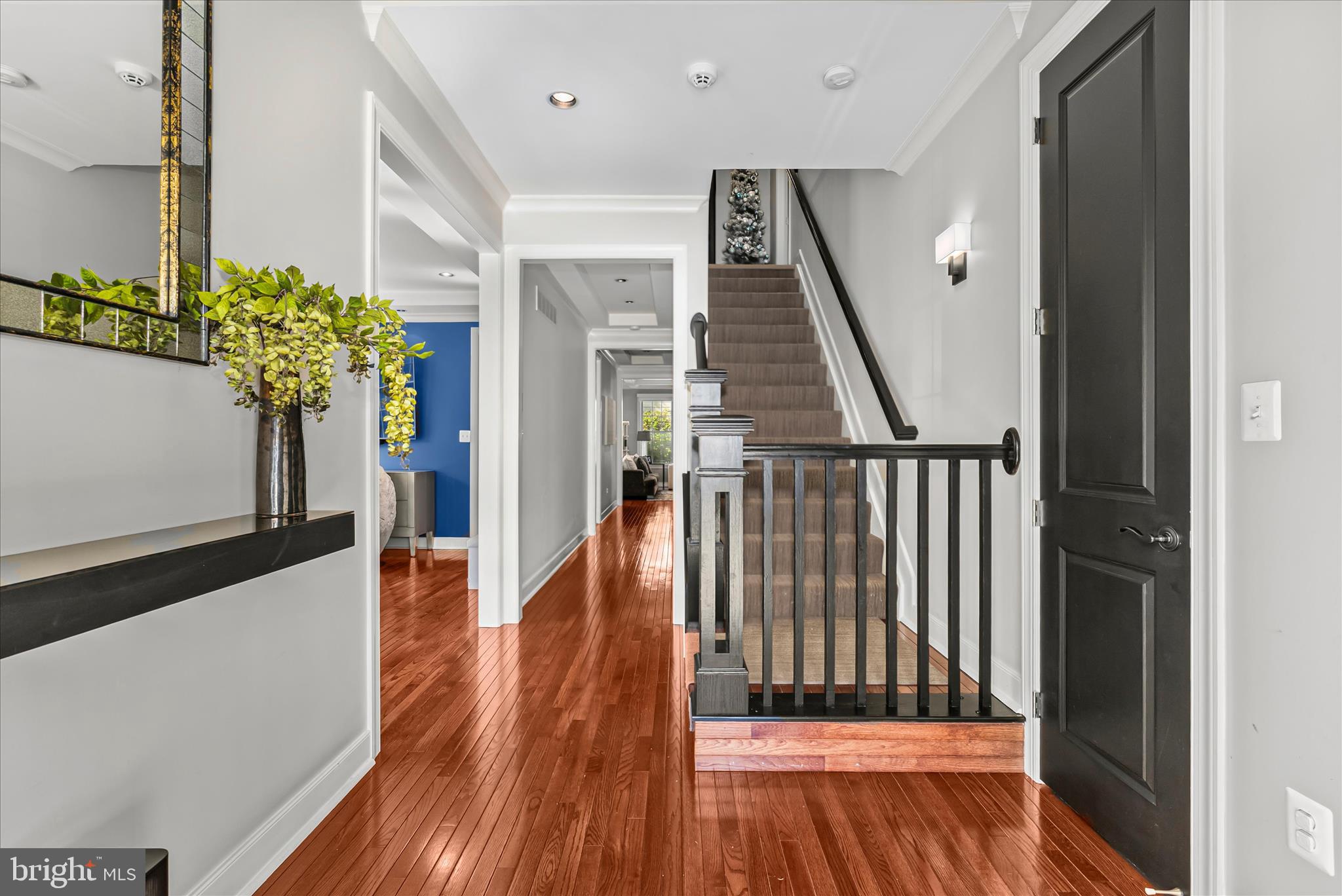 1102 WASHINGTONVILLE DRIVE