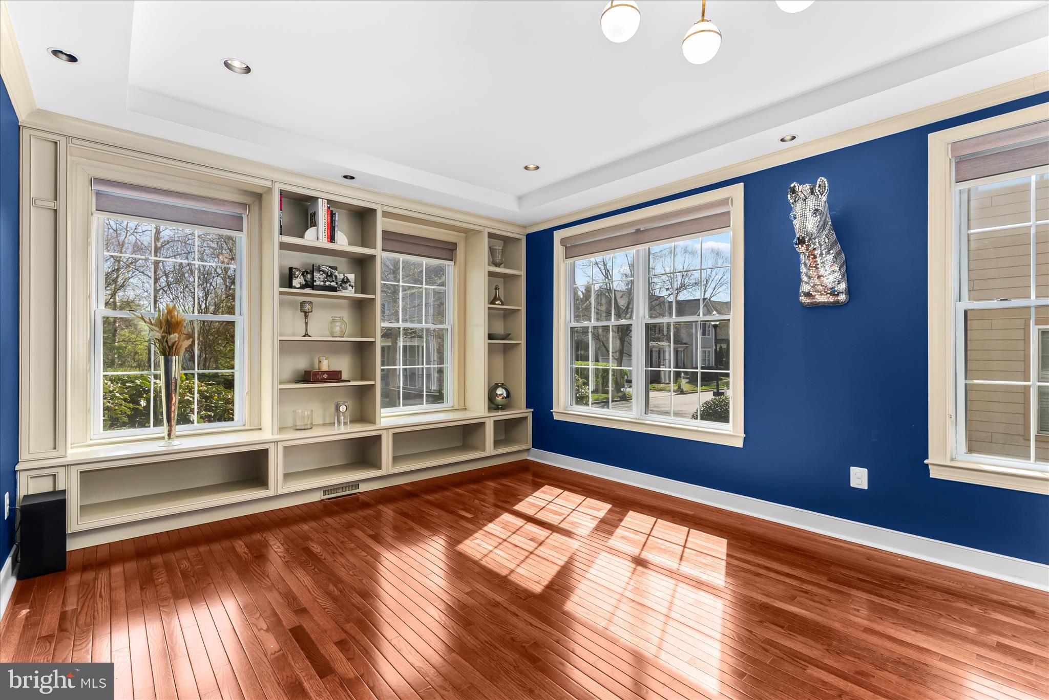 1102 WASHINGTONVILLE DRIVE