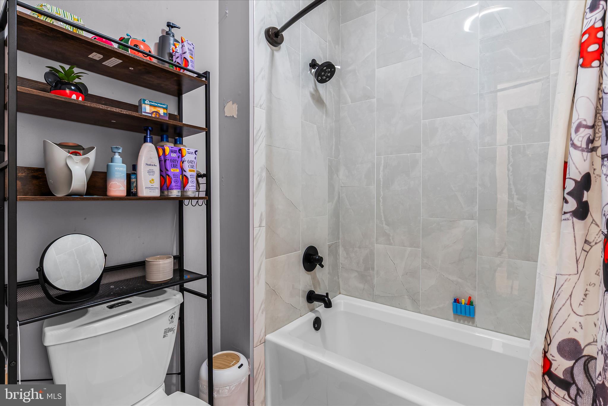 1102 WASHINGTONVILLE DRIVE