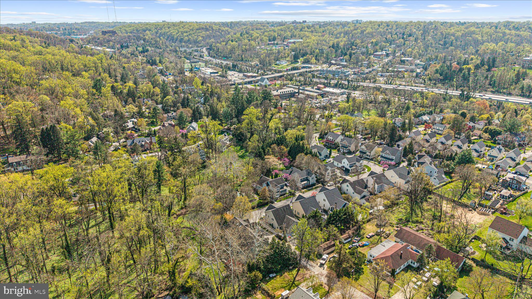 1102 WASHINGTONVILLE DRIVE