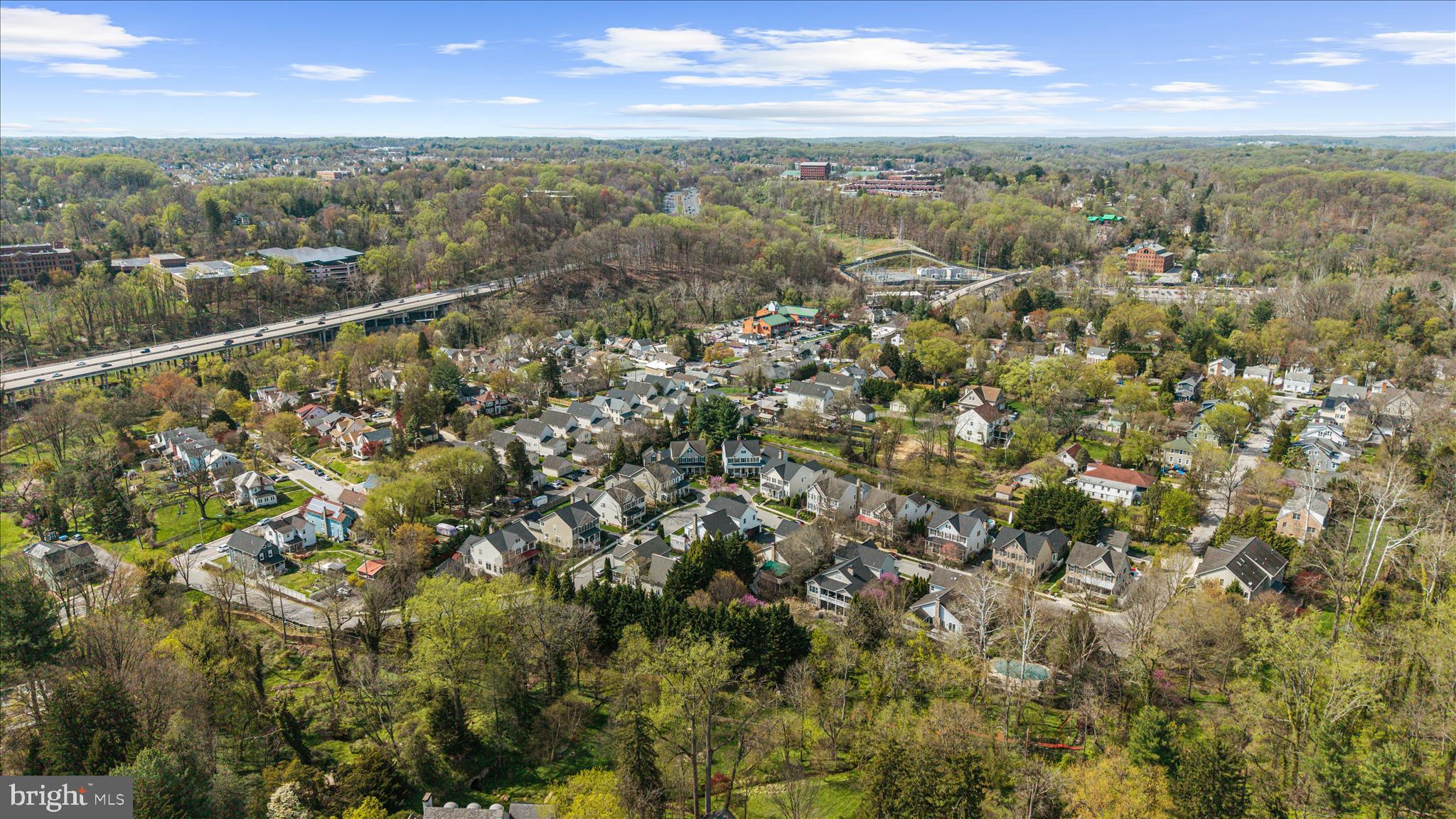 1102 WASHINGTONVILLE DRIVE