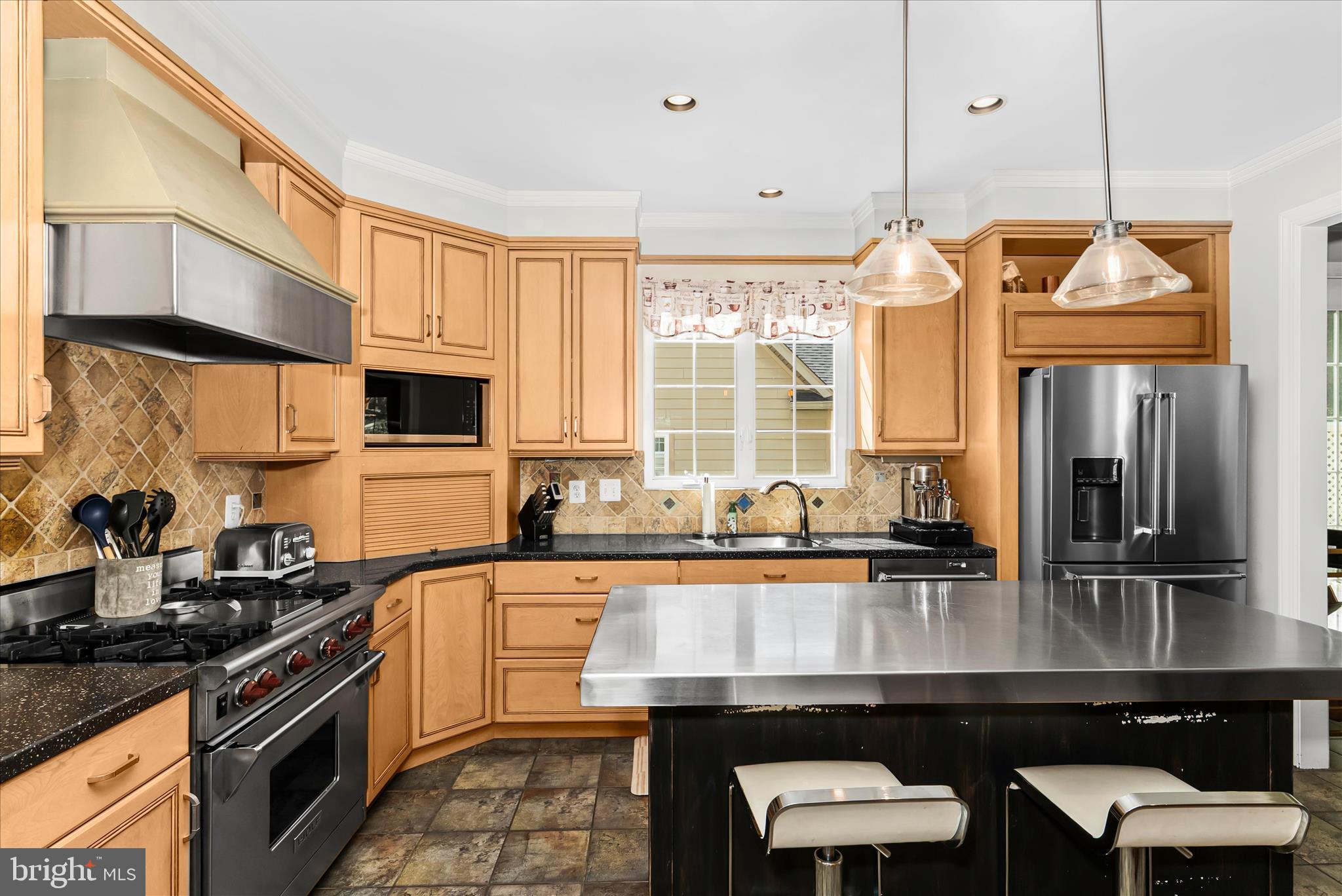 1102 WASHINGTONVILLE DRIVE