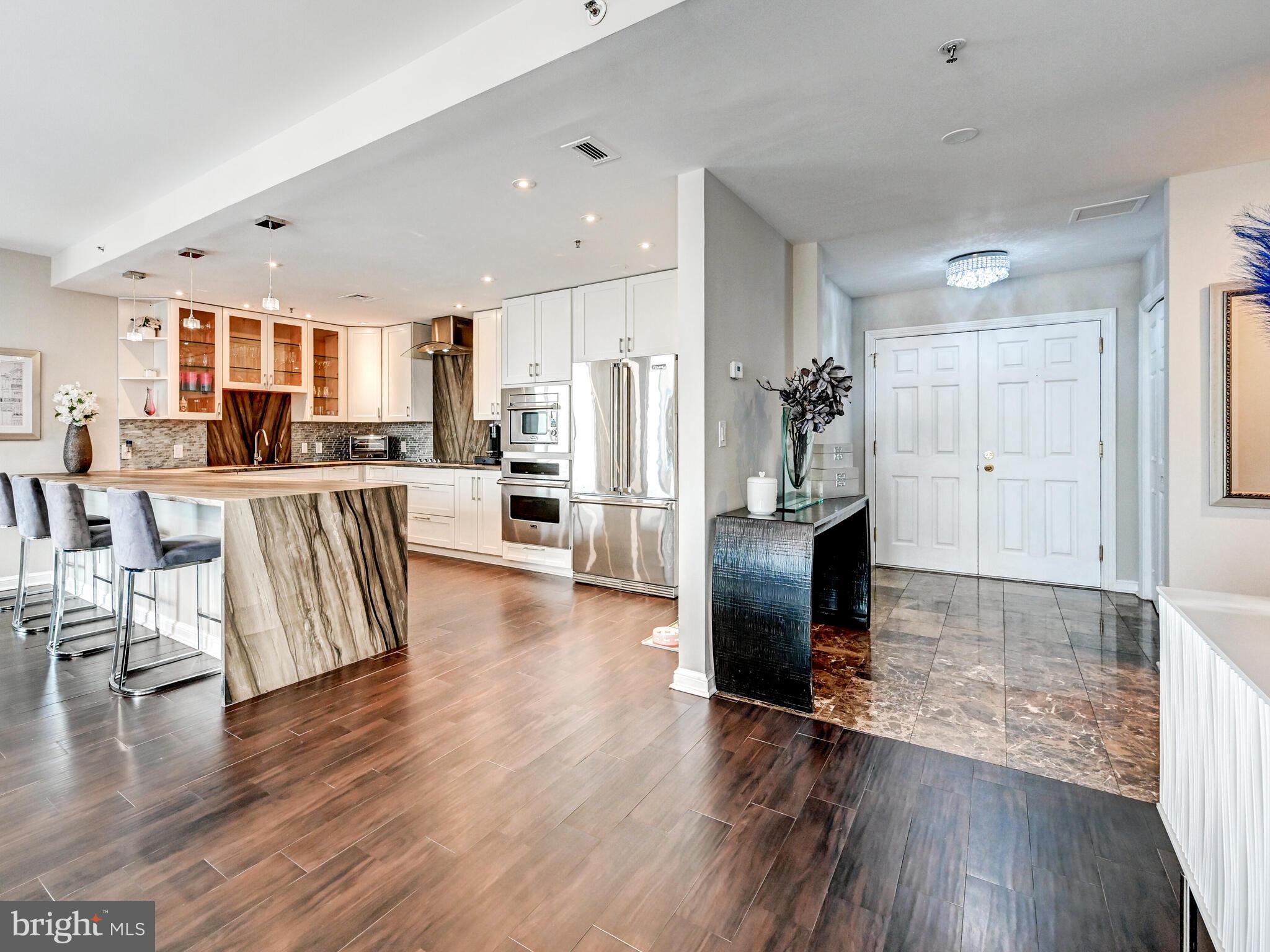 10 E LEE STREET 2402