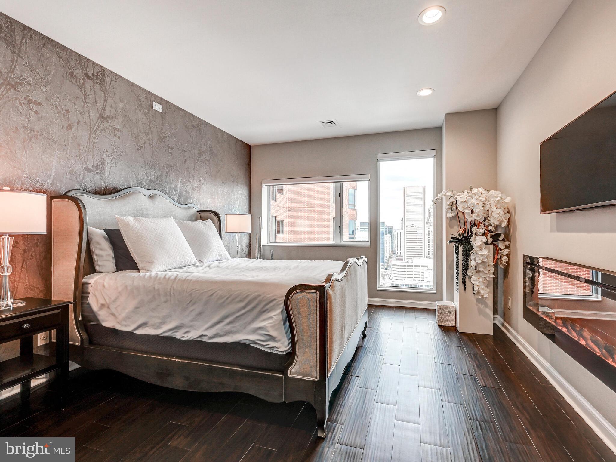 10 E LEE STREET 2402