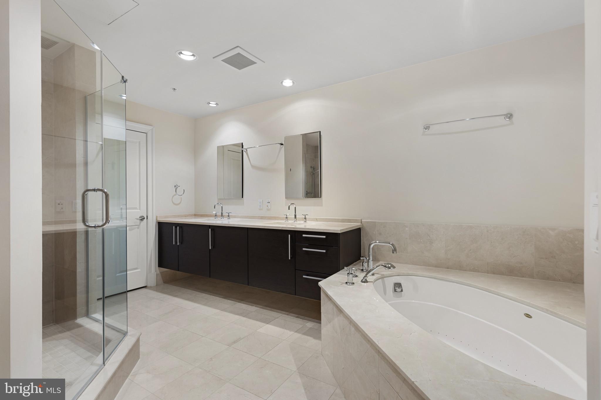 801 KEY HIGHWAY P-70
