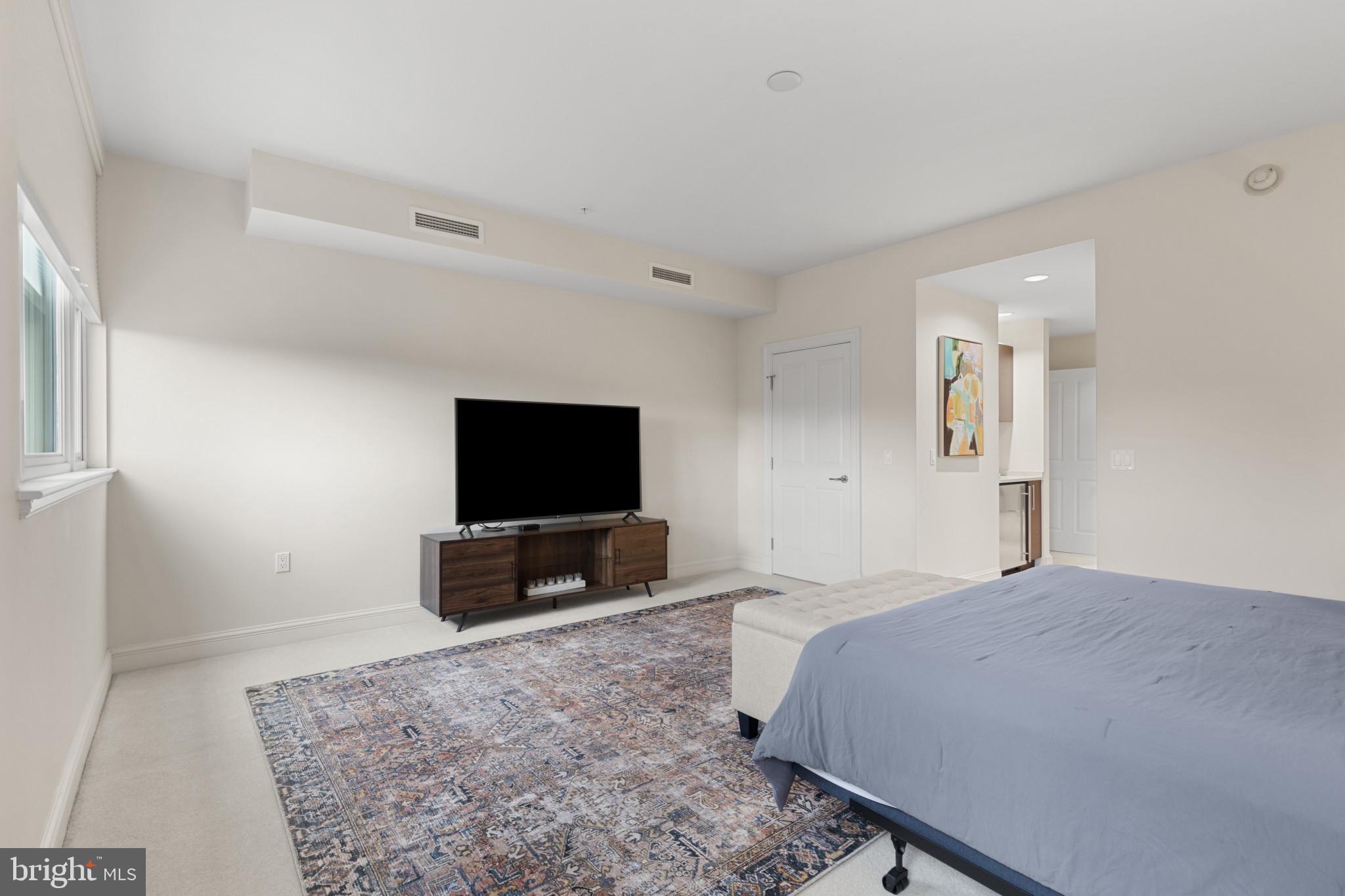 801 KEY HIGHWAY P-70