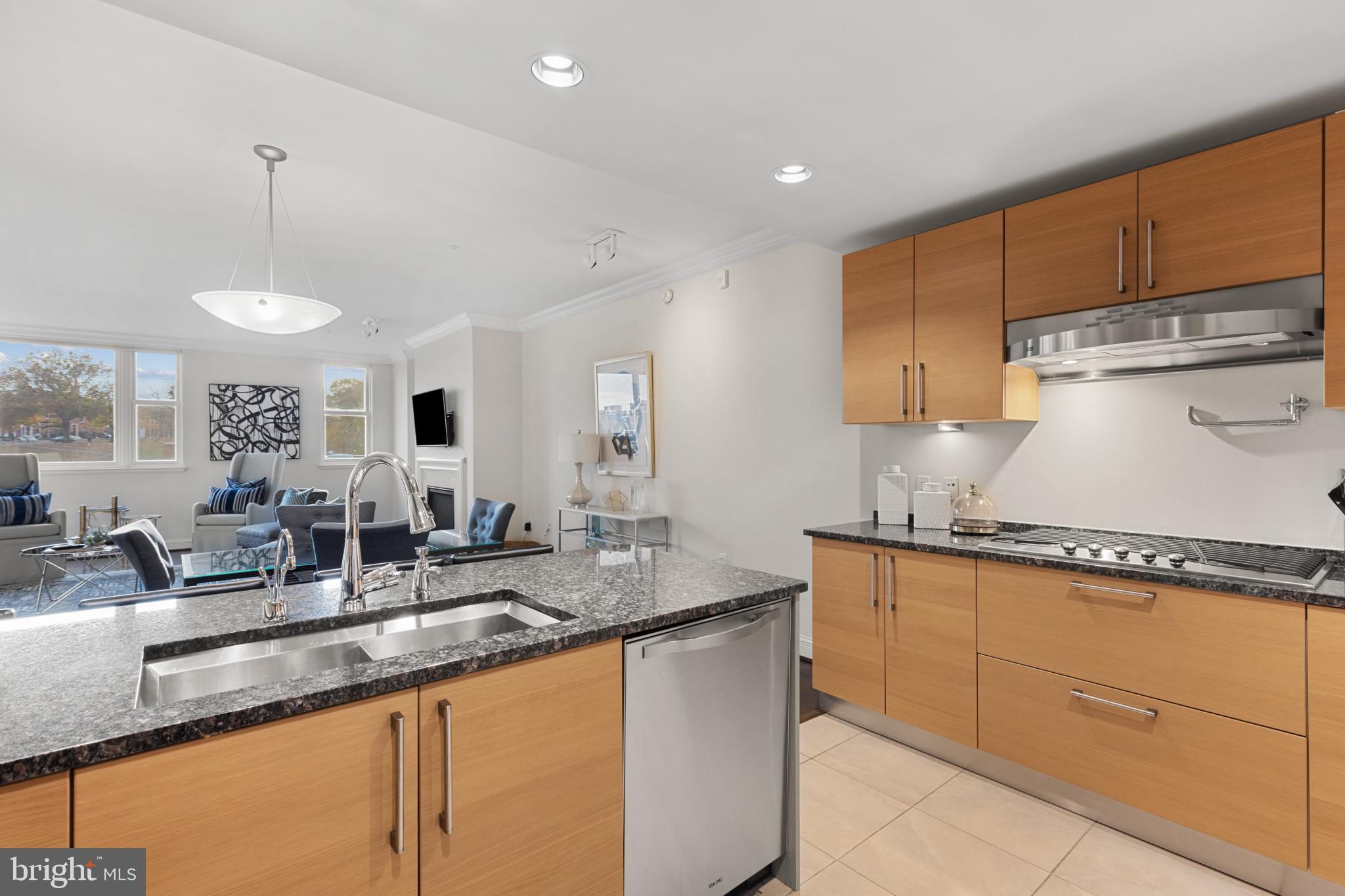 801 KEY HIGHWAY P-70
