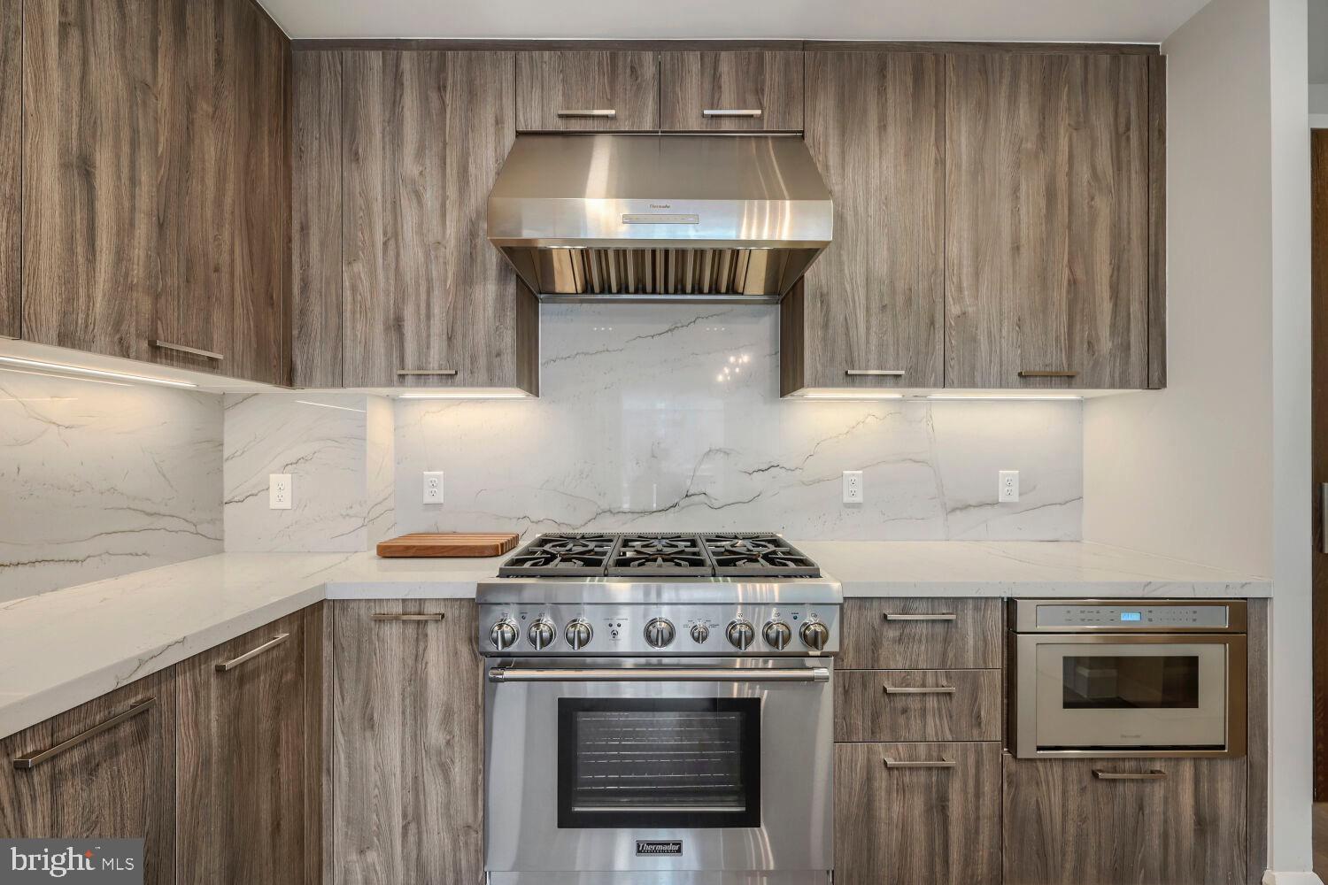 1330 LANCASTER STREET C402