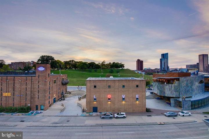 801 KEY HIGHWAY P-60