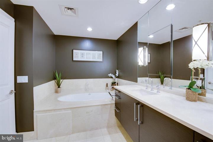 801 KEY HIGHWAY P-60