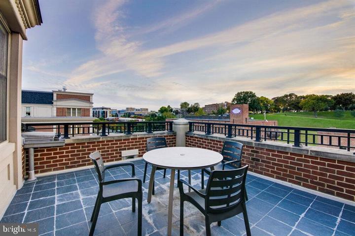 801 KEY HIGHWAY P-60