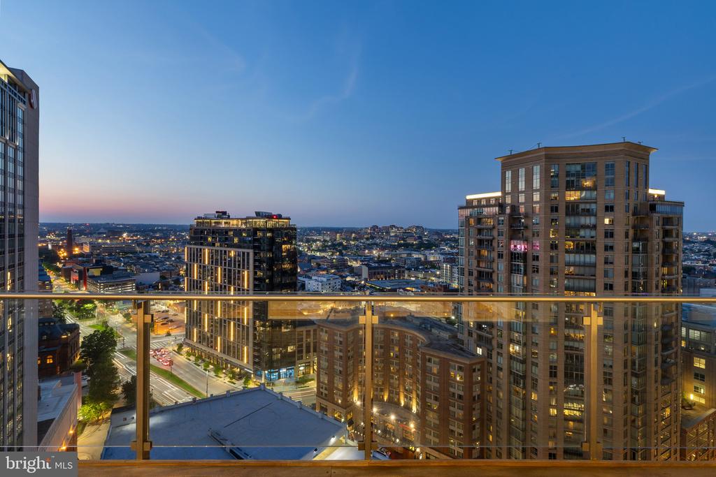 300 INTERNATIONAL DRIVE Unit: 2303