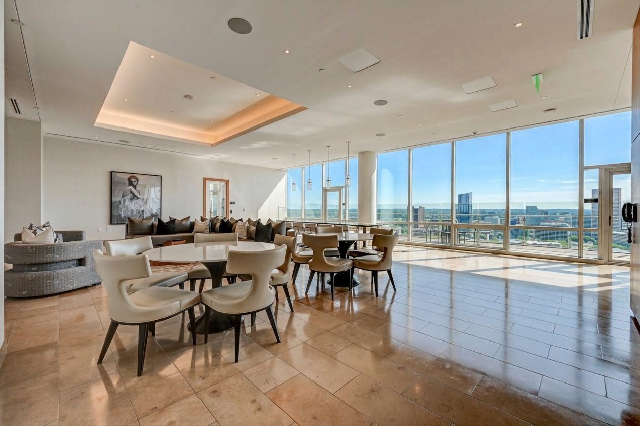 300 INTERNATIONAL DRIVE Unit: 2303